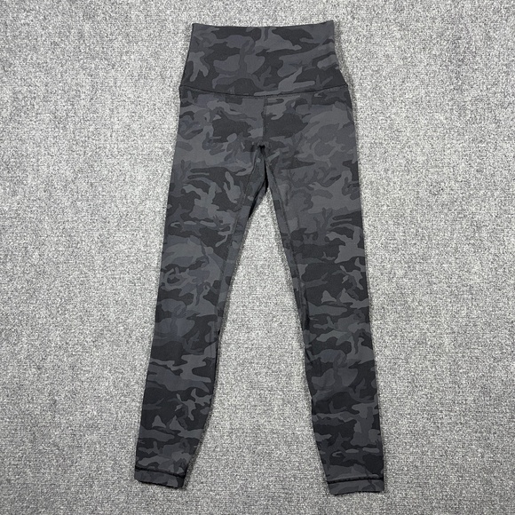 Lululemon Align Mid Rise Leggings Womens Size 2 Black Gray Camo 0672 - Picture 1 of 10